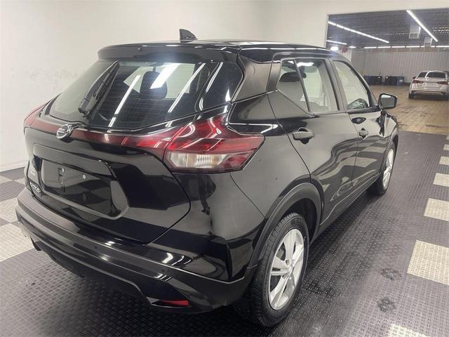 2021 nissan kicks s