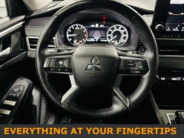 2023 mitsubishi outlander se special edition