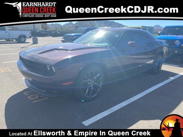 2021 dodge challenger sxt