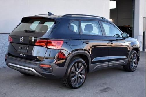 2022 volkswagen taos 1.5t s in racine, wisconsin