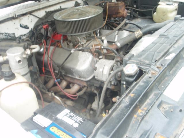 1987 chevy 3x3 1 ton dually 8 ft box