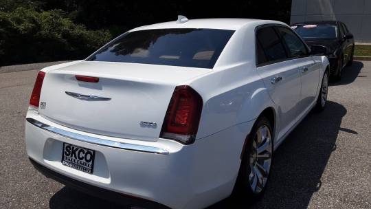 2018 Chrysler 300 limited