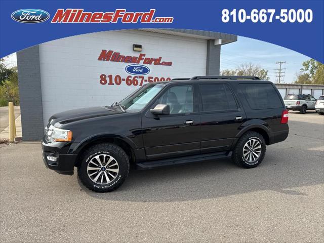 2017 ford expedition xlt