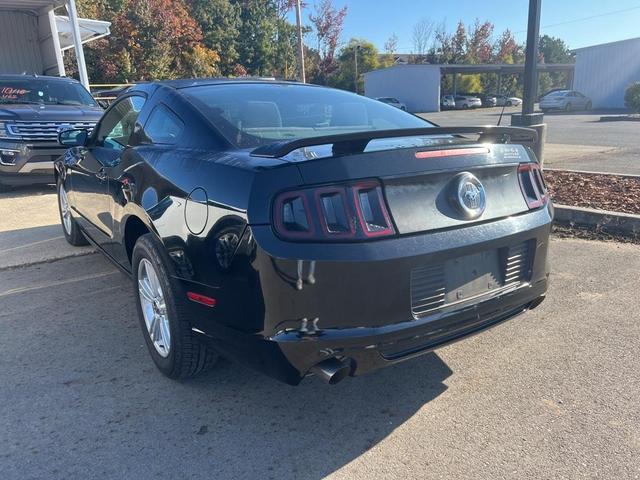 2014 ford mustang v6