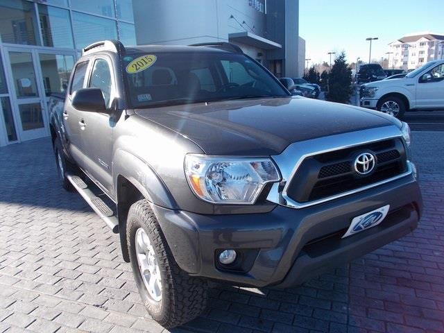 2015 toyota tacoma v6 4x4 v6 4dr double cab 5.0 ft sb 6m for sale in salem, new hampshire