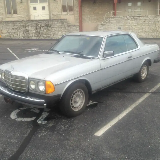 1985 mercedes benz 300cd turbo diesel coupe barn find!!!! 66k original miles!!