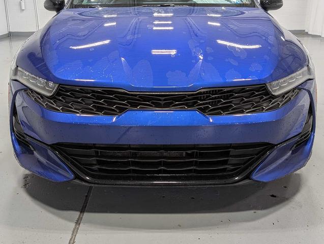 2022 kia k5 gt-line