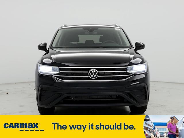 2023 volkswagen tiguan se
