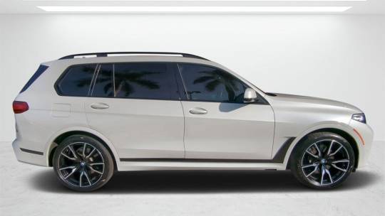 2021 BMW X7