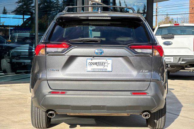 2021 toyota rav4 hybrid xle premium