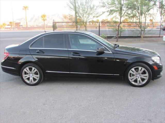 2010 mercedes-benz c-class c 300 luxury 4dr sedan