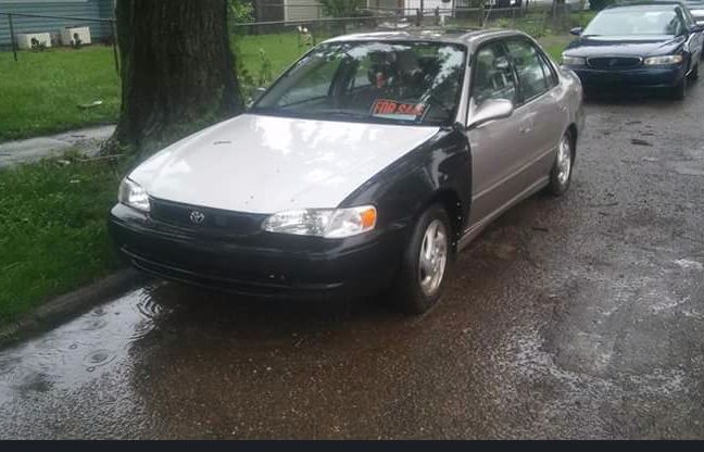 1998 toyota corolla in indiana by owner