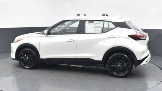 new 2024 nissan kicks sv