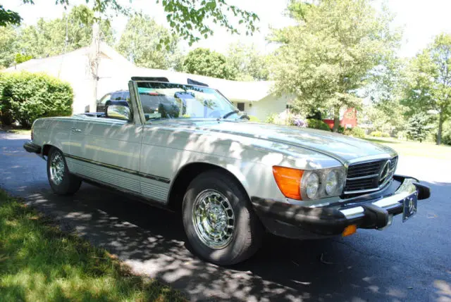 1982 mercedes benz 380sl roadster/nice!look!wow!sharp!great color combo!