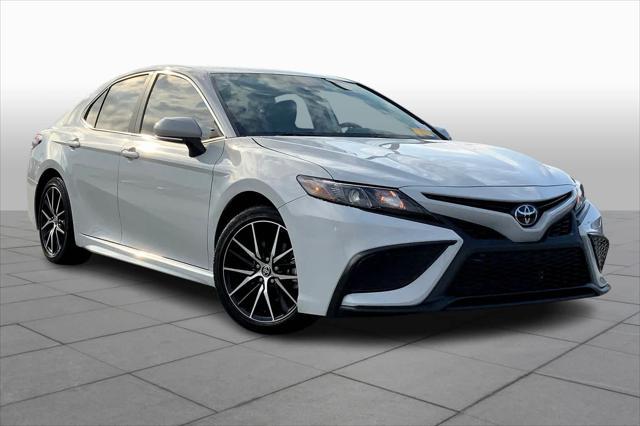 2023 toyota camry se
