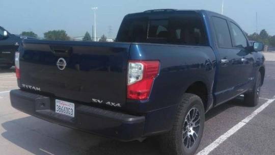 2021 nissan titan sv