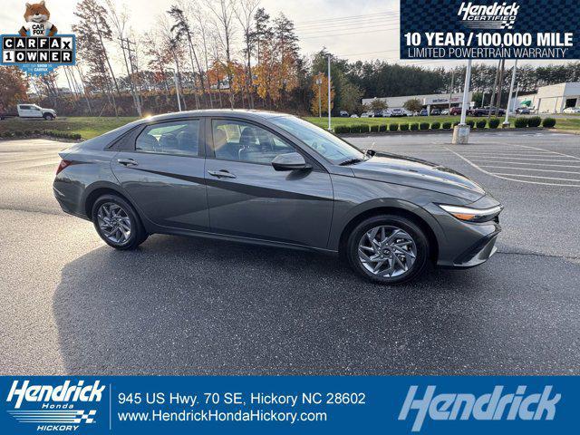 2024 hyundai elantra hev blue