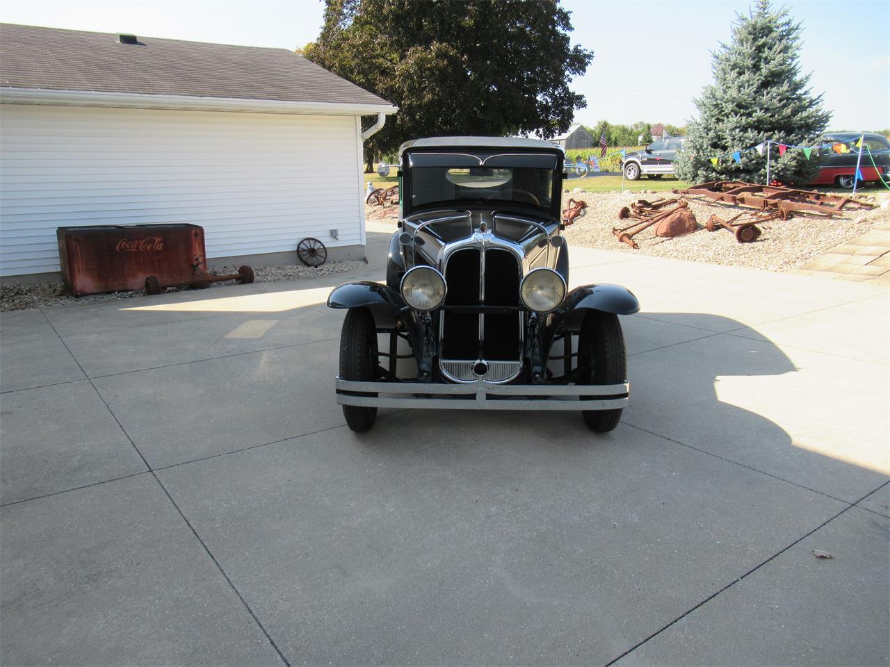 1929 pontiac sedan