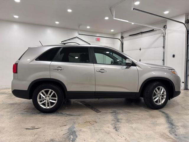 2014 kia sorento lx