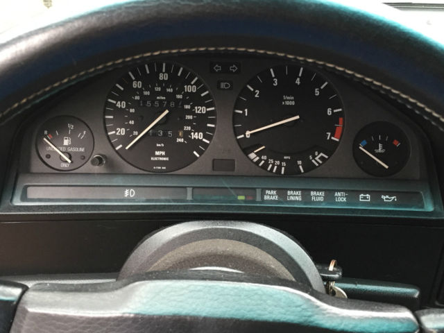 1991 bmw e30 318is with m62b44 v8/5spd swap