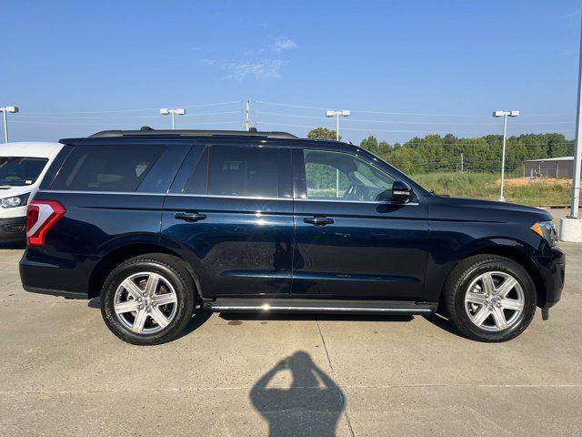 2021 ford expedition xlt