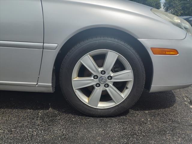 2005 lexus es 330 base