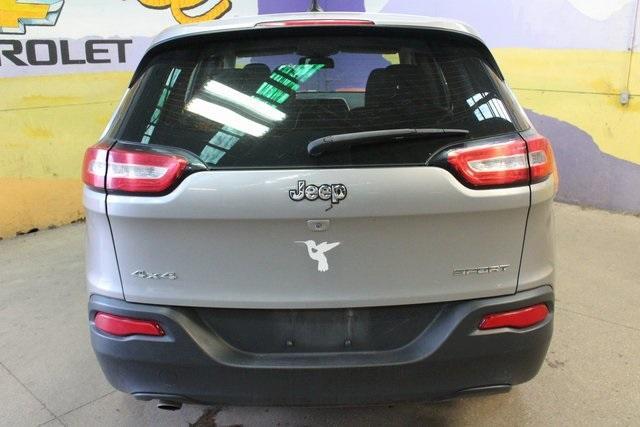 2015 jeep cherokee sport