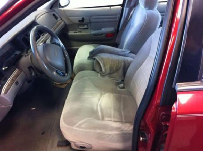2000 ford crown victoria lx in columbus, oh