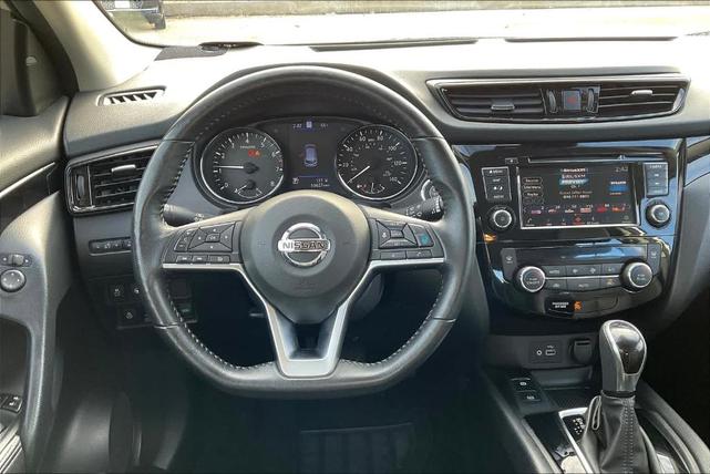 2022 nissan rogue sport sl