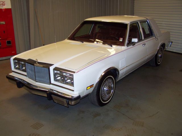 sharp-5th-avenue-org-survivor-california-red-lthr-cold-ac-lebaron-diplomat-fifth