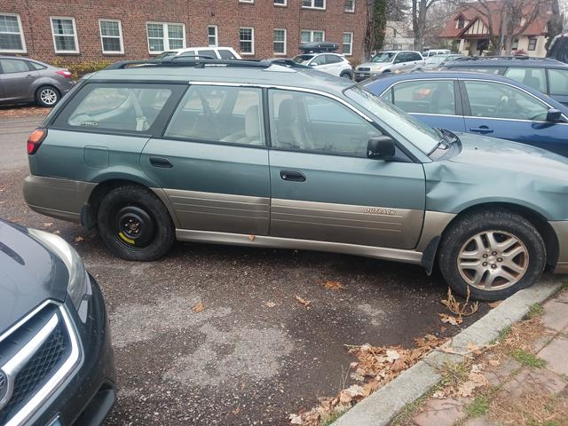 2000 subaru outback base