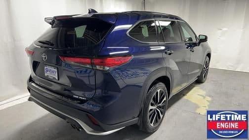 2022 toyota highlander xse in ivel, kentucky
