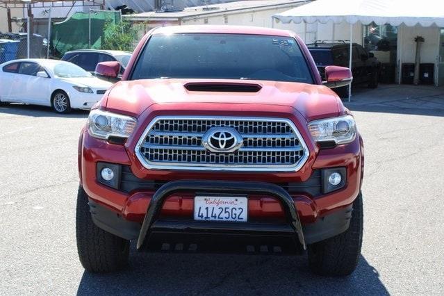 2017 toyota tacoma trd sport