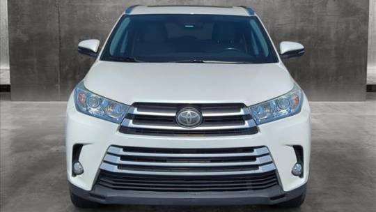 2017 Toyota Highlander