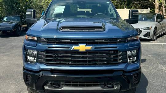 2025 Chevrolet Silverado 2500hd crew custom