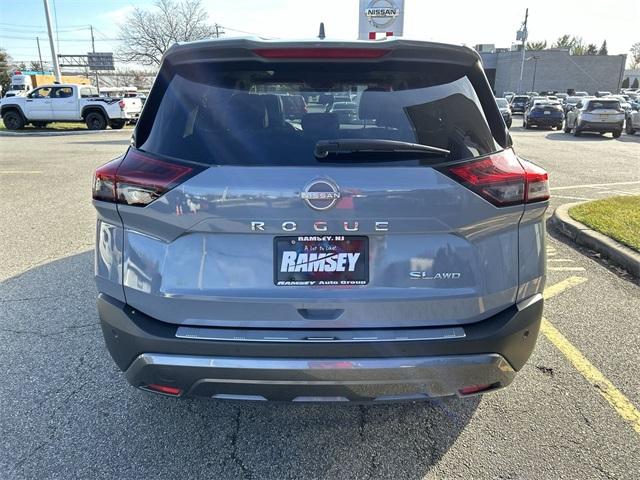 2023 nissan rogue sl