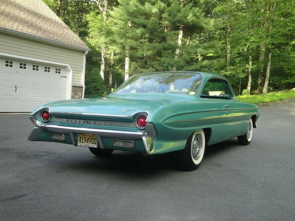 1961 oldsmobile dynamic bubbletop sport coupe 40k survivor