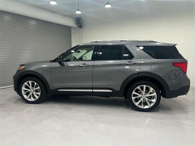 2022 ford explorer platinum