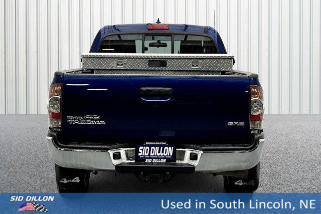 2015 toyota tacoma base
