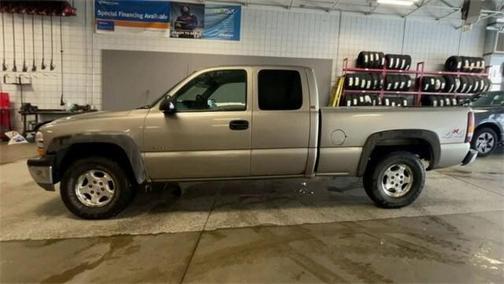 2000 chevrolet silverado 1500 in milwaukee, wisconsin