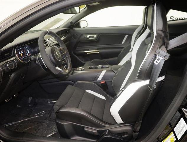 2022 ford mustang gt