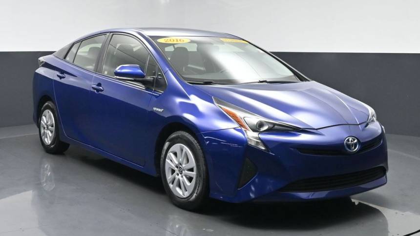 2016 toyota prius two
