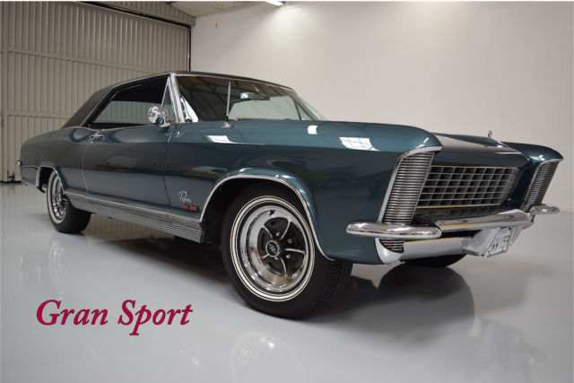 gran sport with the "dual 4bbl carbs" wildcat 425 .... see test drive video tx