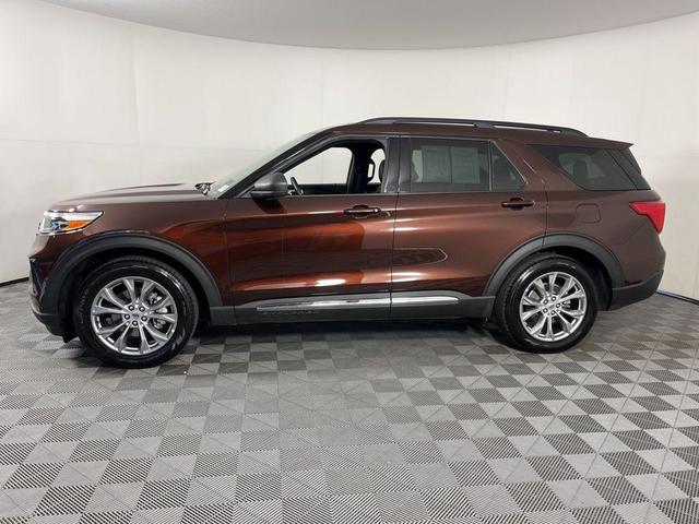 2020 ford explorer xlt