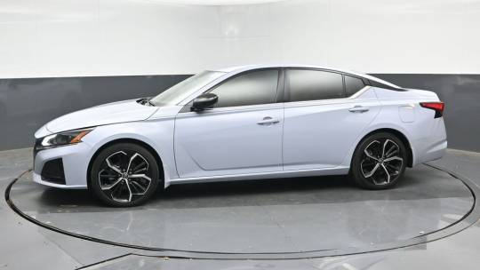 2024 nissan altima 2.5 sr fwd