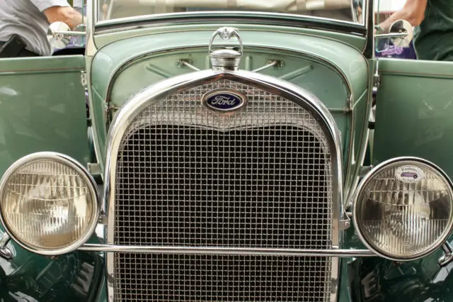 1928 model a ford roadster