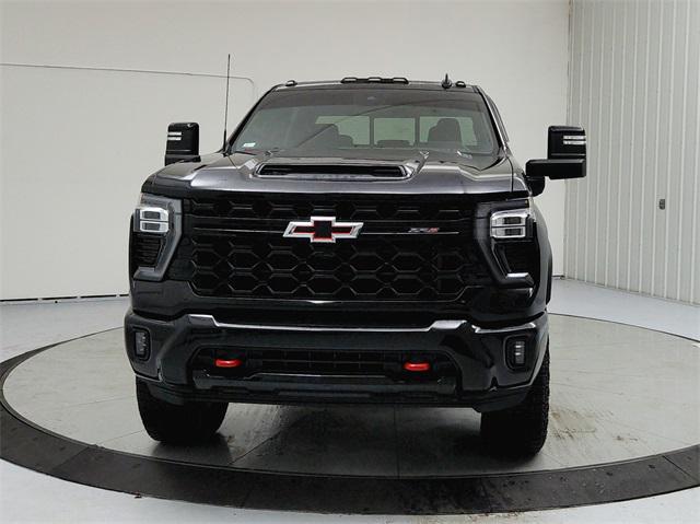 2024 chevrolet silverado 2500 4wd crew cab standard bed zr2