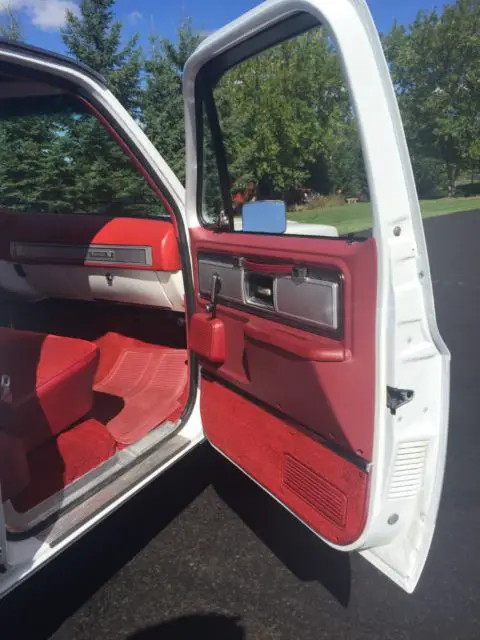 awesome 39000 mile 4wd showroom condition