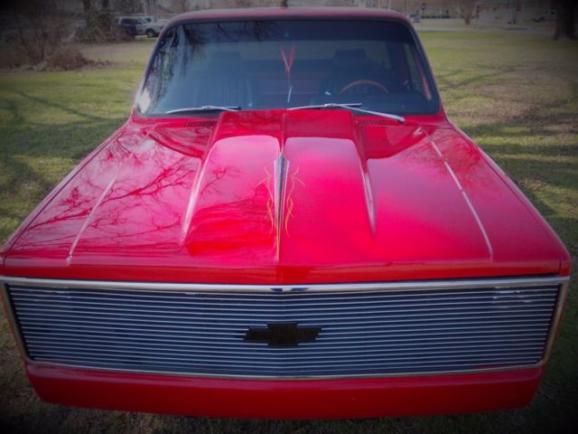 1981 chevy c-10 silverado street rod<>cruiser<>show truck<>custom<>cold a/c