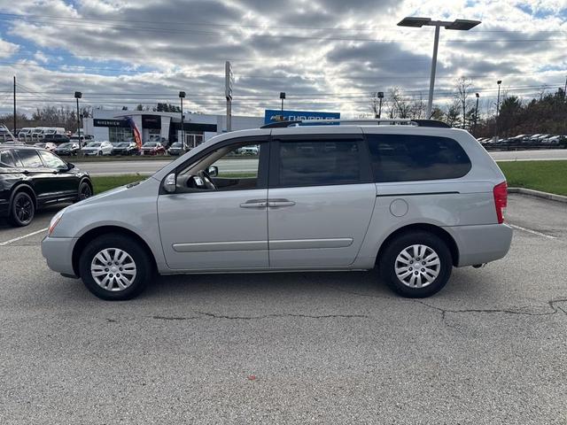 2012 kia sedona lx